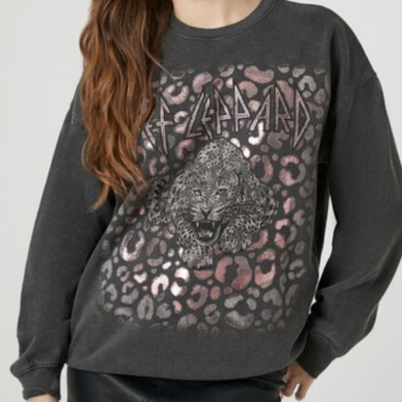 Def Leppard Graphic Pullover (small) - Picture 7 of 9